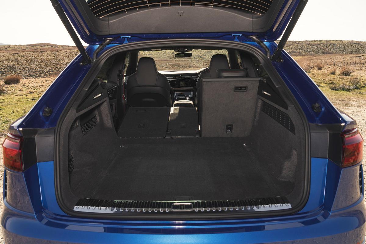 Audi RS Q8 boot