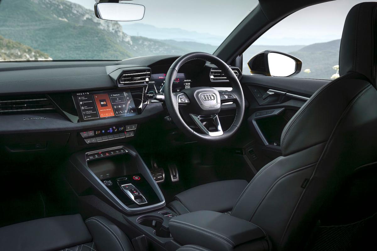 Audi S3 Sportback front seats
