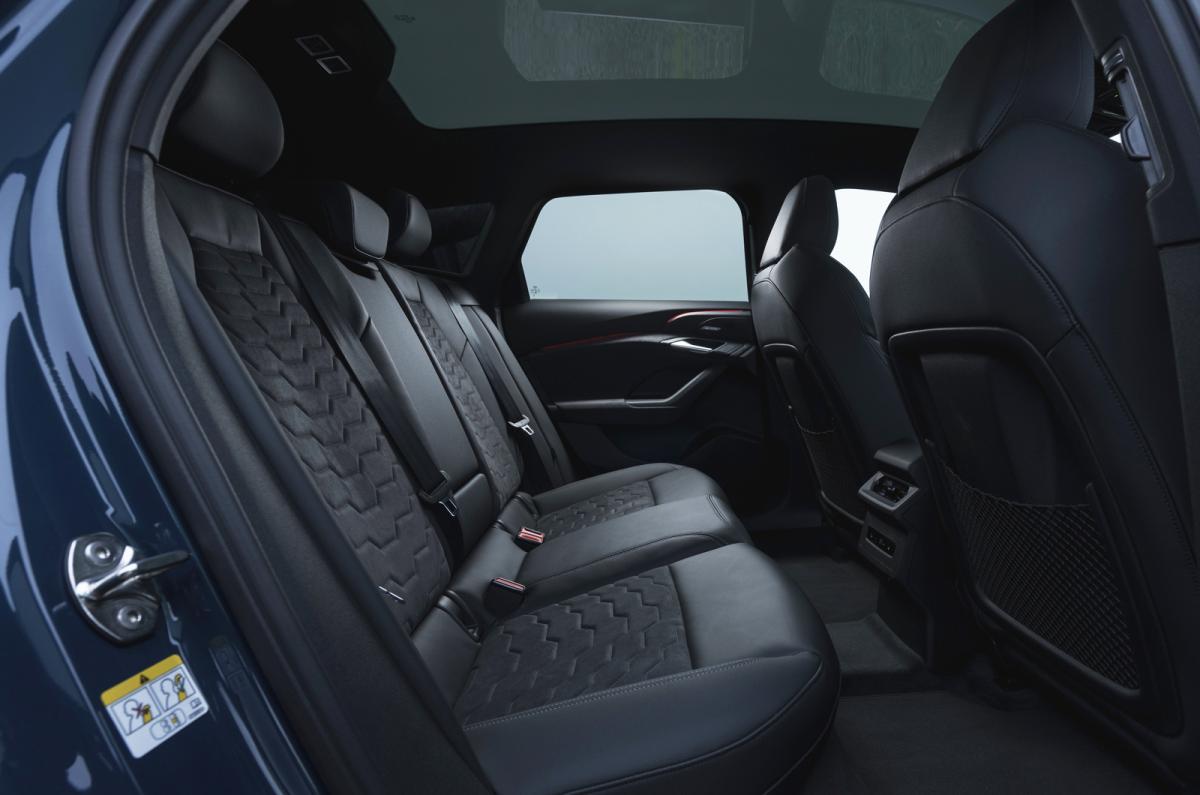 Audi A6 Avant e-tron rear seats