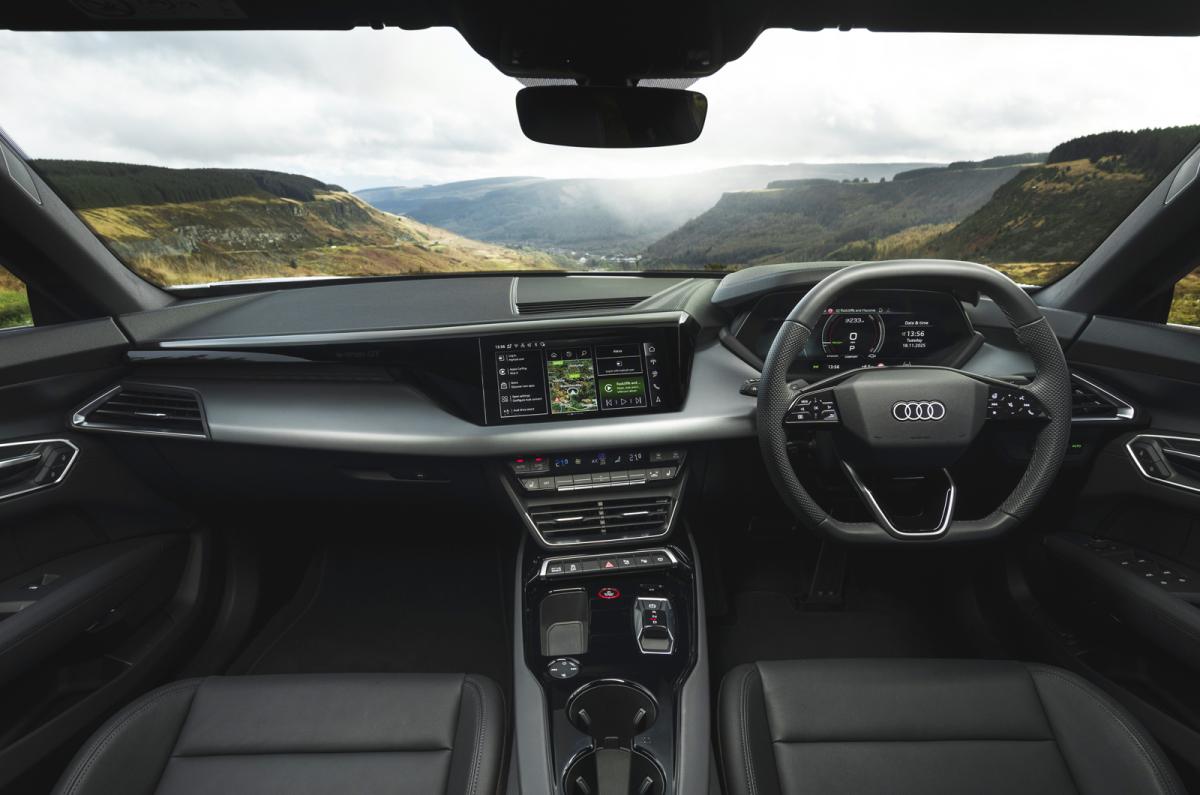 Audi E-tron GT dashboard