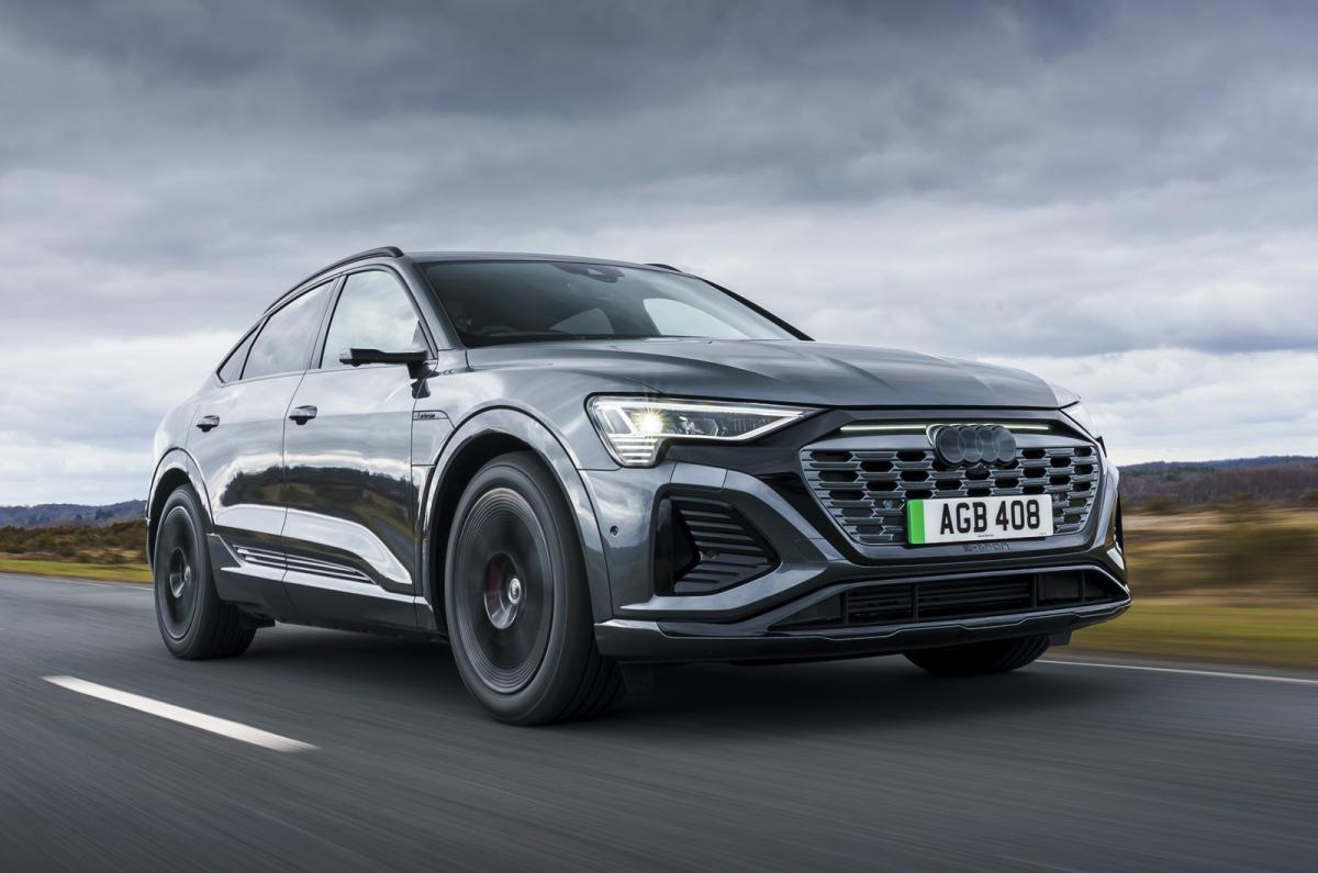 Audi Q8 Sportback e-tron front tracking