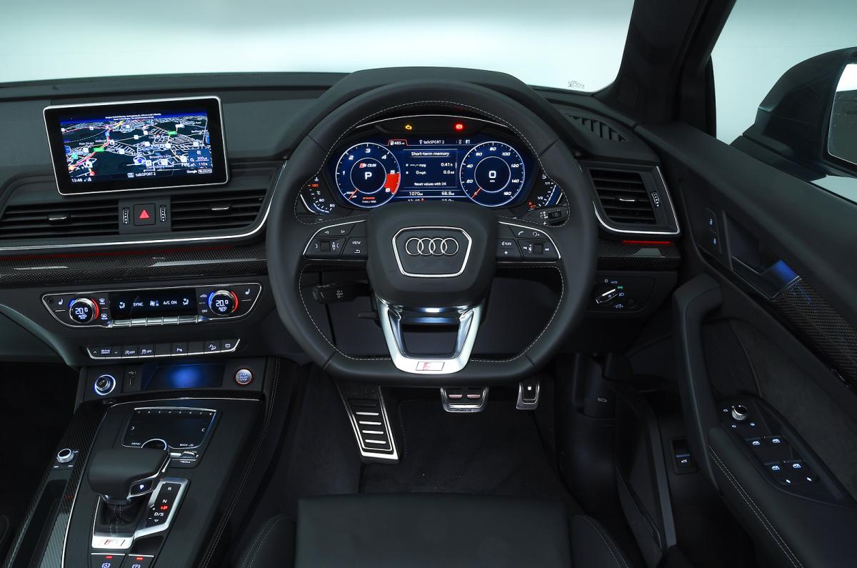 Audi SQ5 dashboard
