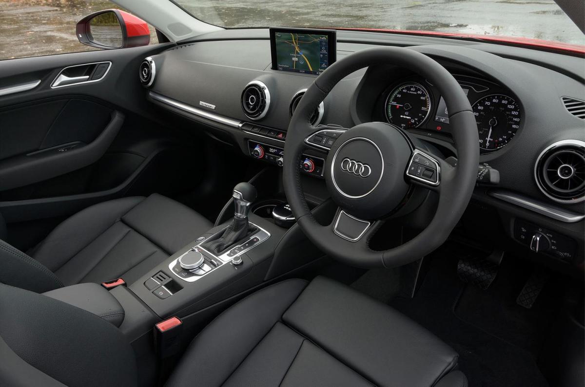 Audi A3 E-tron dashboard