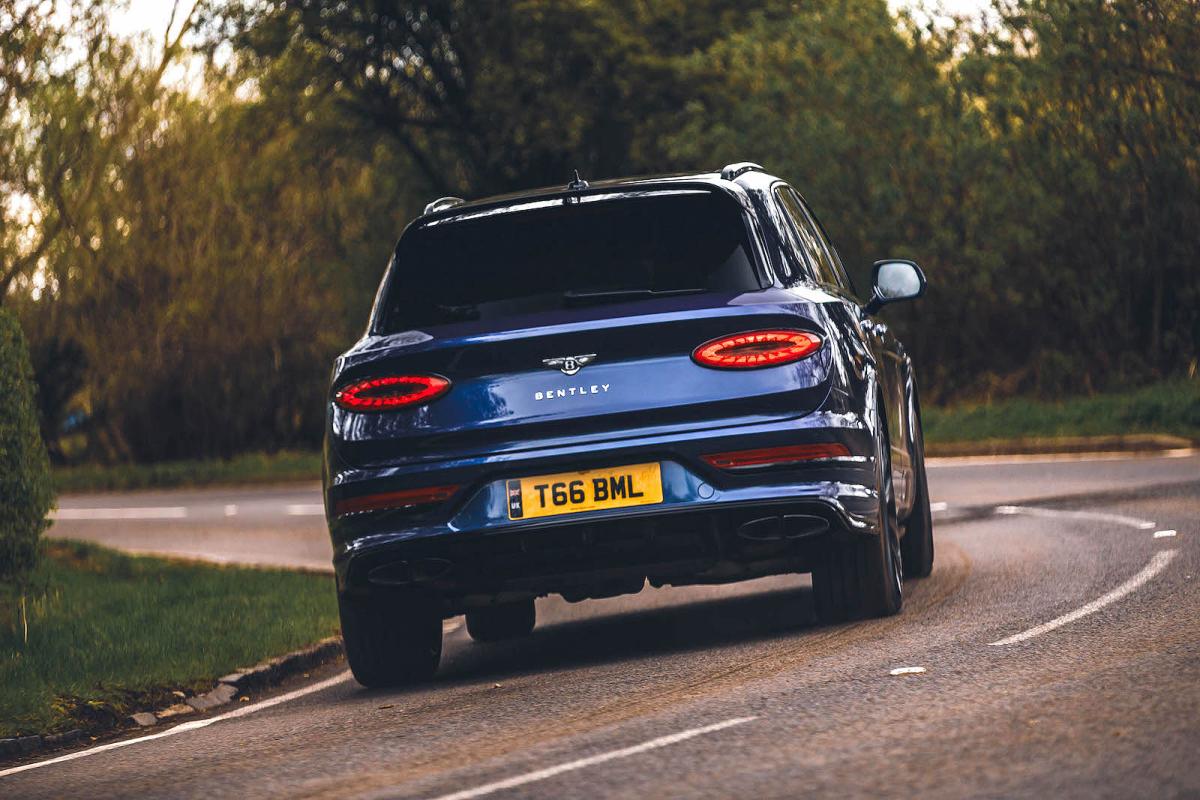 Bentley Bentayga rear cornering