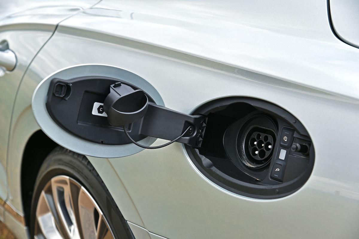 Bentley Flying Spur PHEV charging socket
