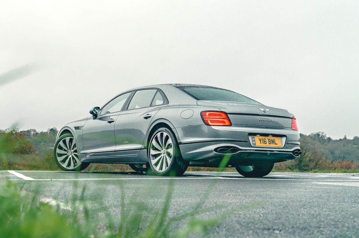 Bentley Flying Spur rear left static