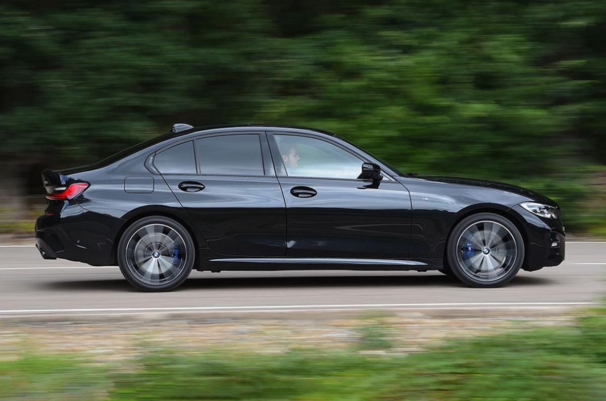 Used BMW 3 Series side driving