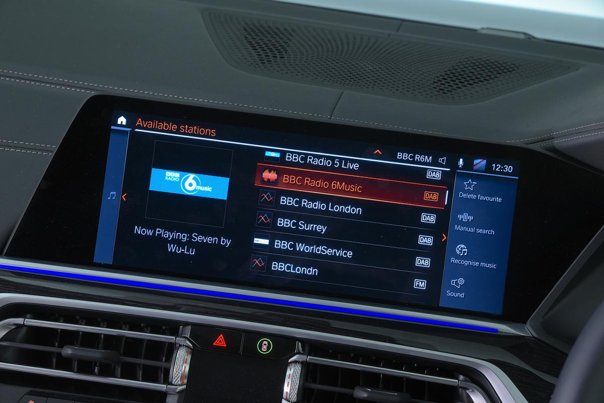 Used BMW X7 2019-present infotainment