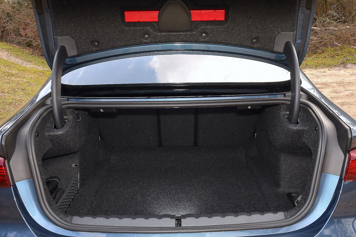 BMW 4 Series boot