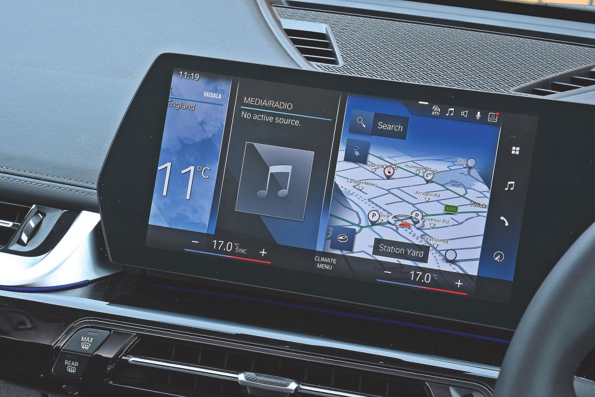 BMW iX1 infotainment touchscreen