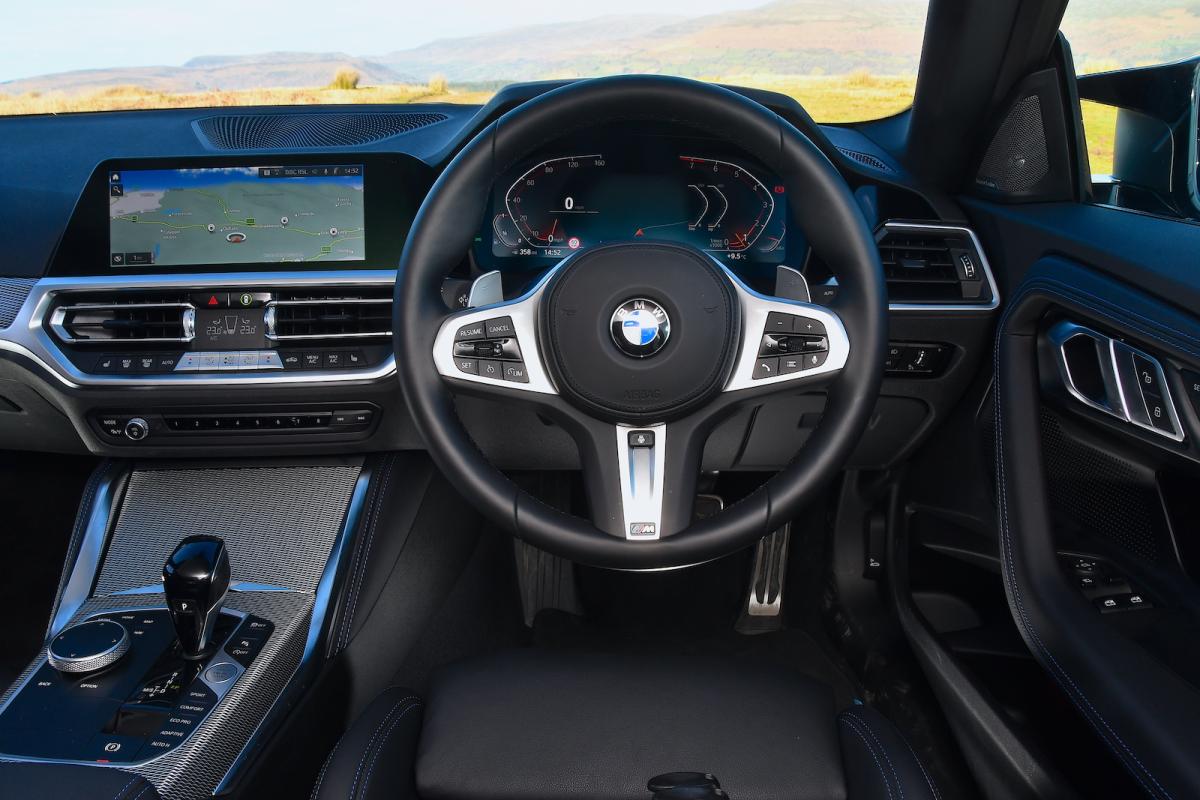 BMW M240i 2022 interior dashboard