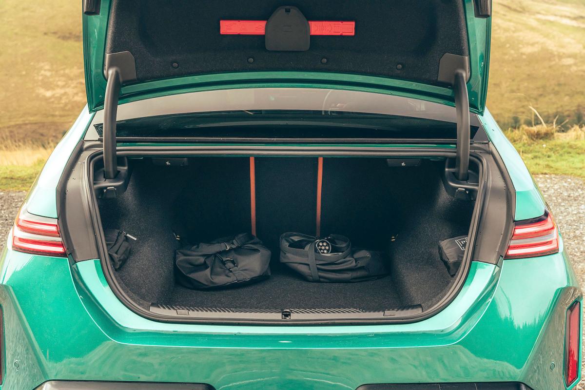 BMW M5 boot