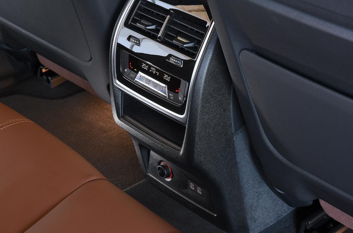 BMW X5 air-con controls