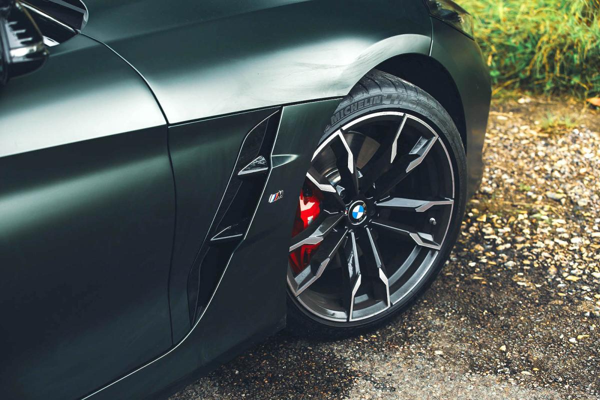 BMW Z4 alloy wheel