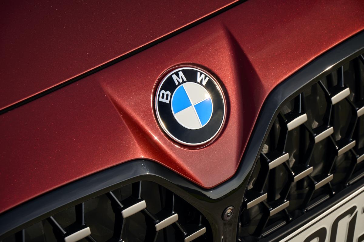 BMW 4 Series Gran Coupe 2022 nose badge