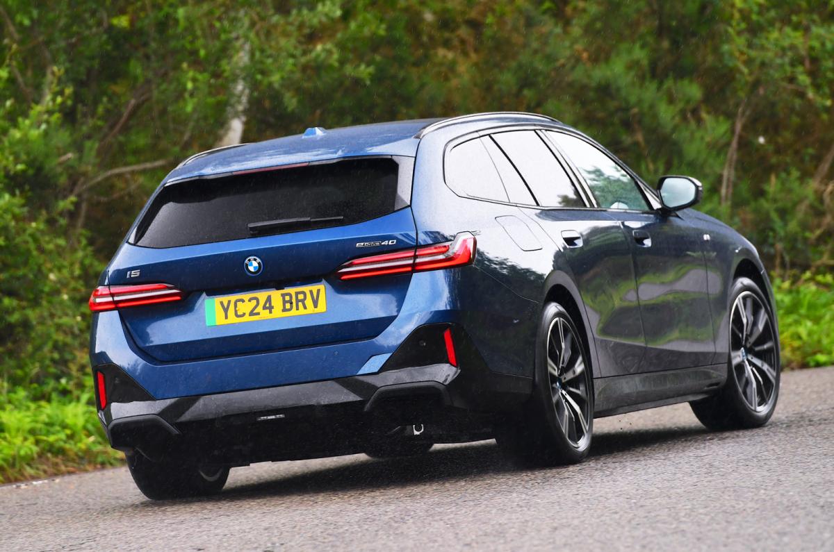 BMW i5 Touring rear cornering