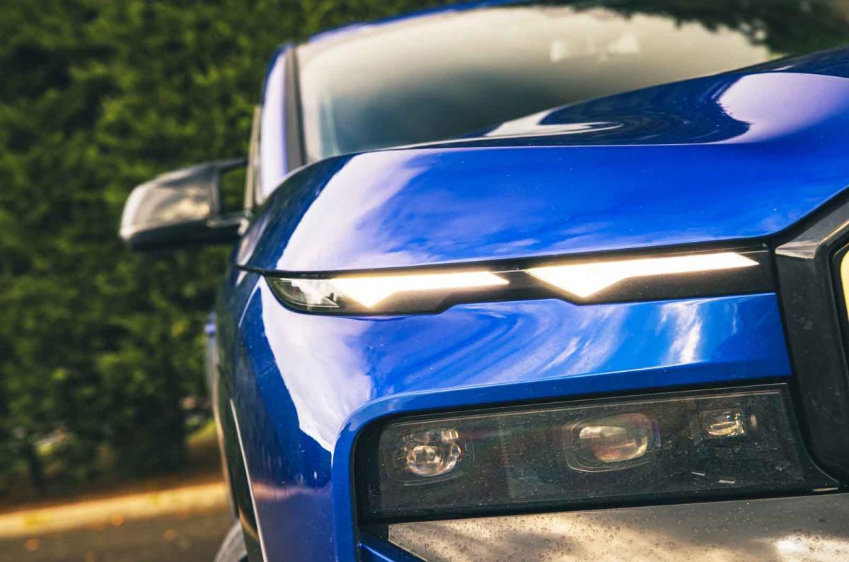 BMW XM headlight