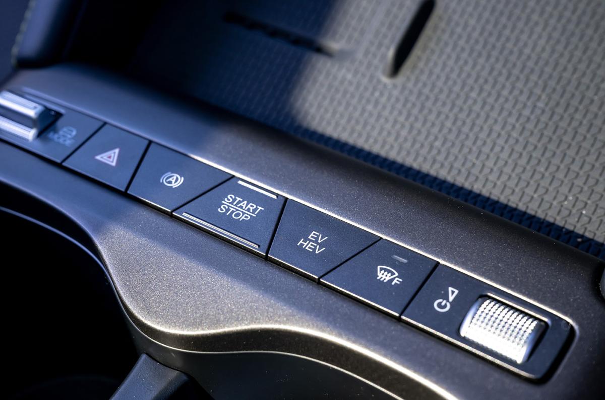 BYD Atto 2 DM-i interior detail
