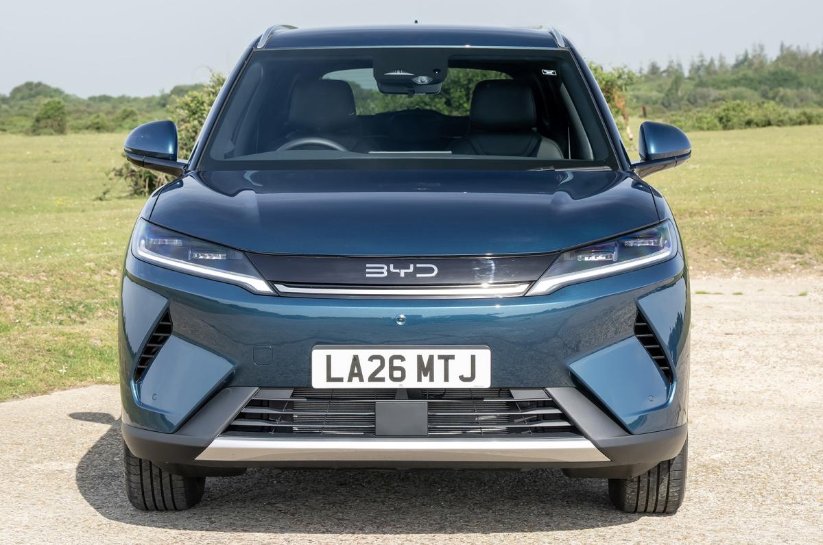 BYD Atto 2 DM-i static front