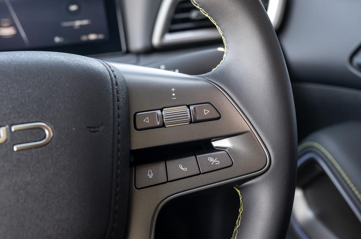 BYD Atto 2 DM-i steering wheel detail