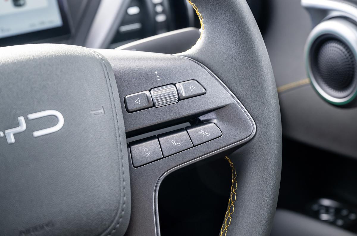 BYD Atto 3 Evo steering wheel detail