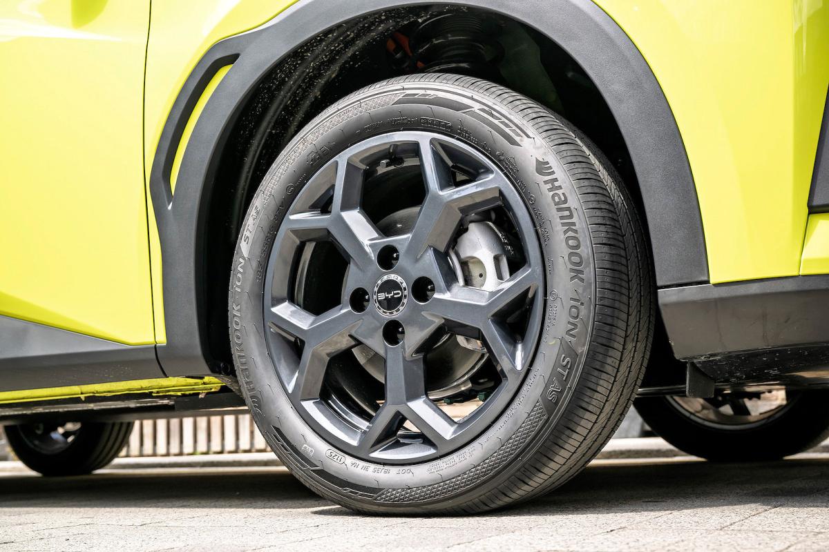BYD Dolphin Surf alloy wheel