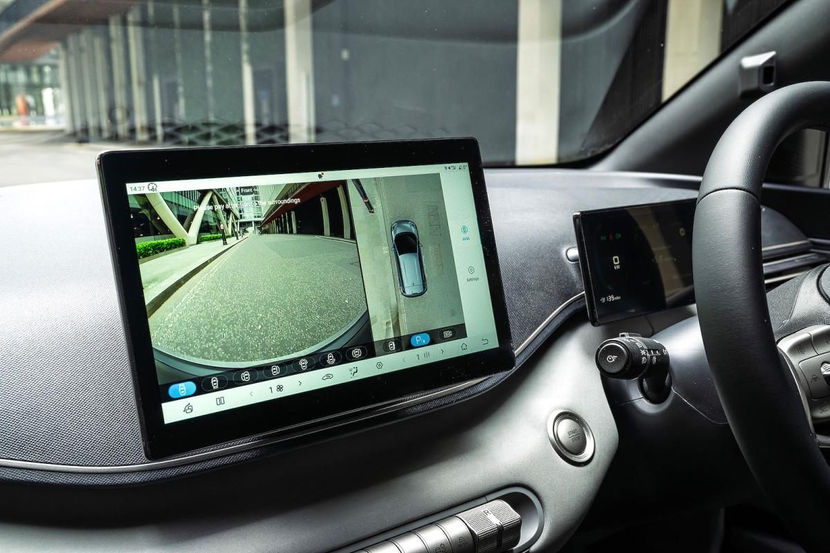 BYD Dolphin Surf infotainment touchscreen