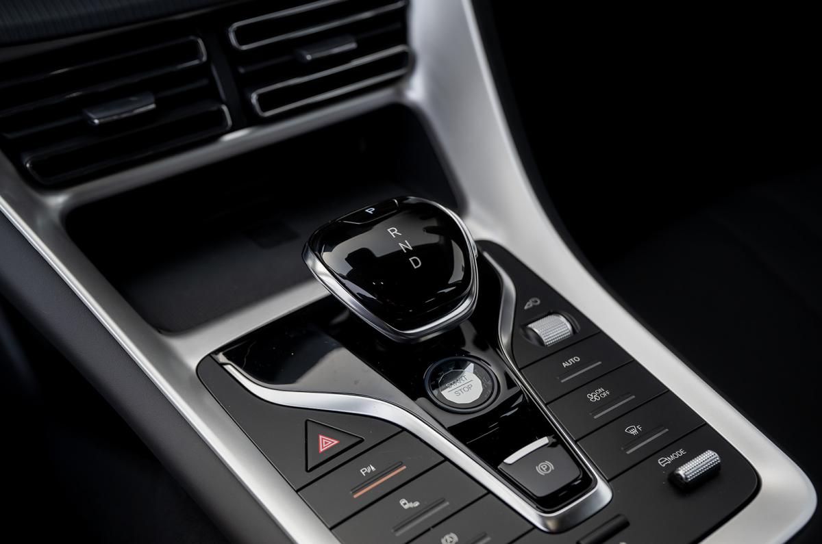 BYD Sealion 5 interior detail