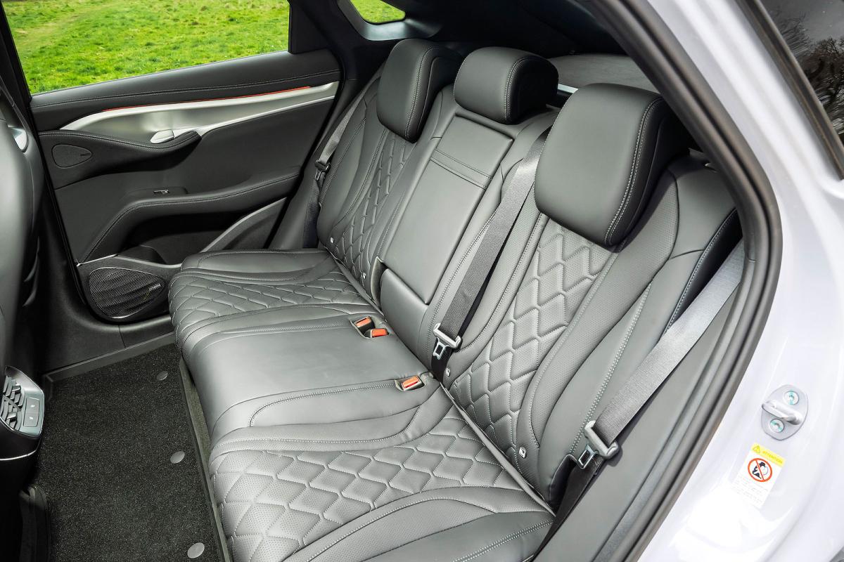 BYD Sealion 7 back seats