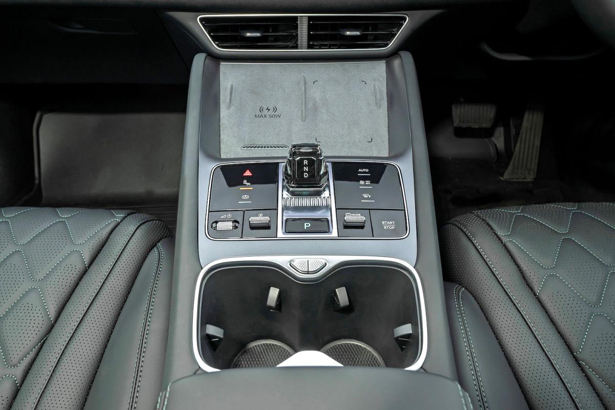 BYD Sealion 7 interior detail