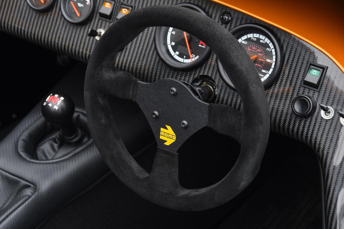 Caterham Seven 170 R interior dashboard