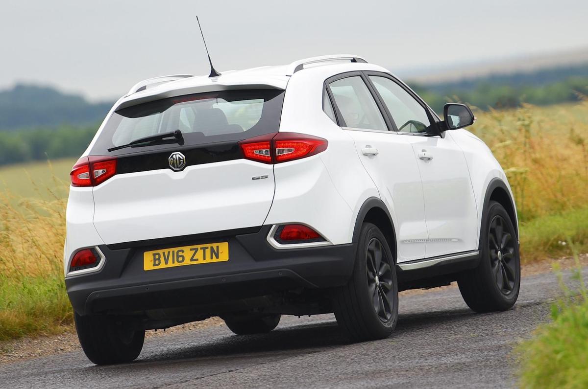 MG GS vs Suzuki Vitara