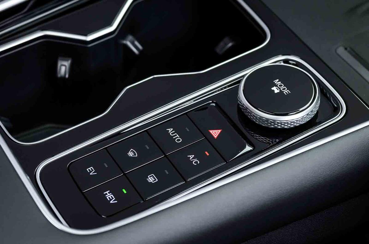Chery Tiggo 9 interior details