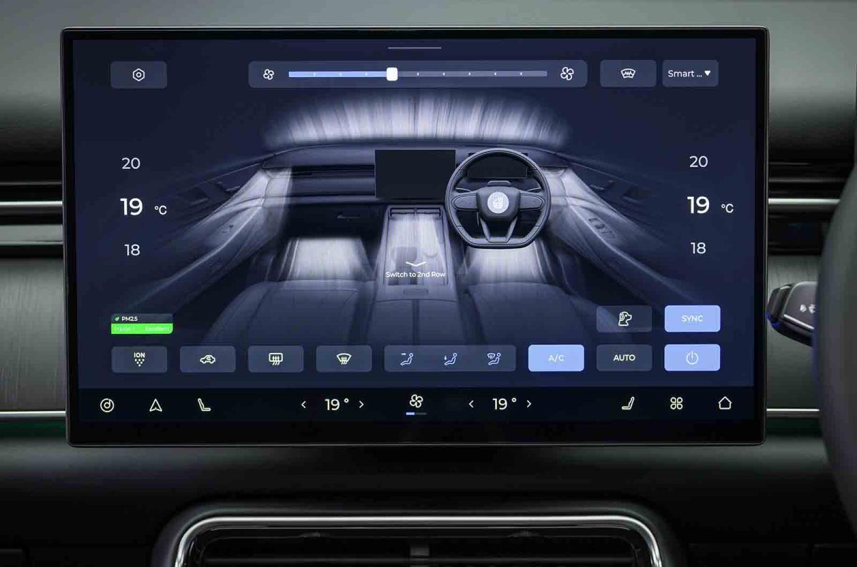 Chery Tiggo 9 interior details