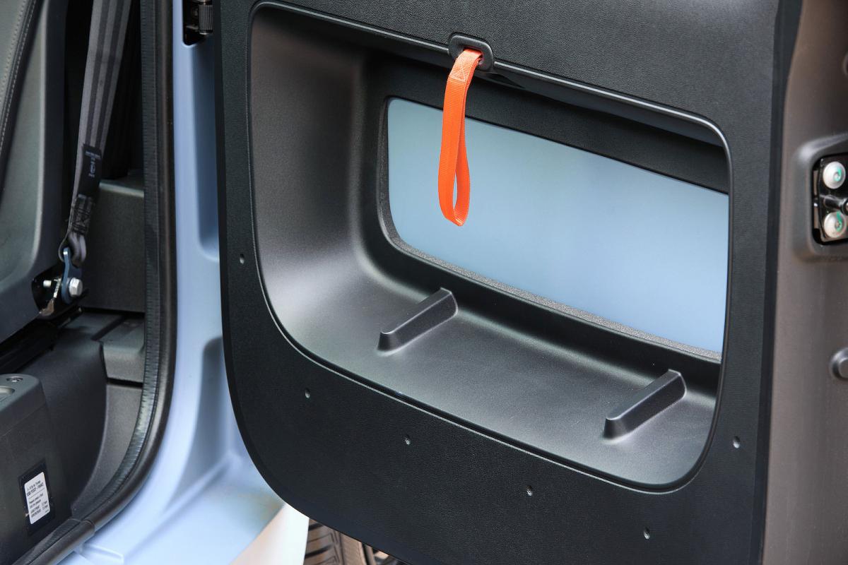 Citroen Ami Cargo 2022 interior door detail