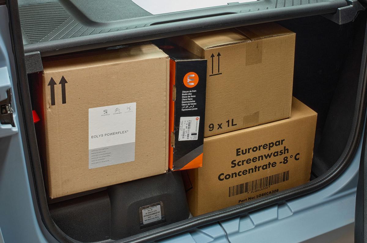 Citroen Ami Cargo 2022 load bay