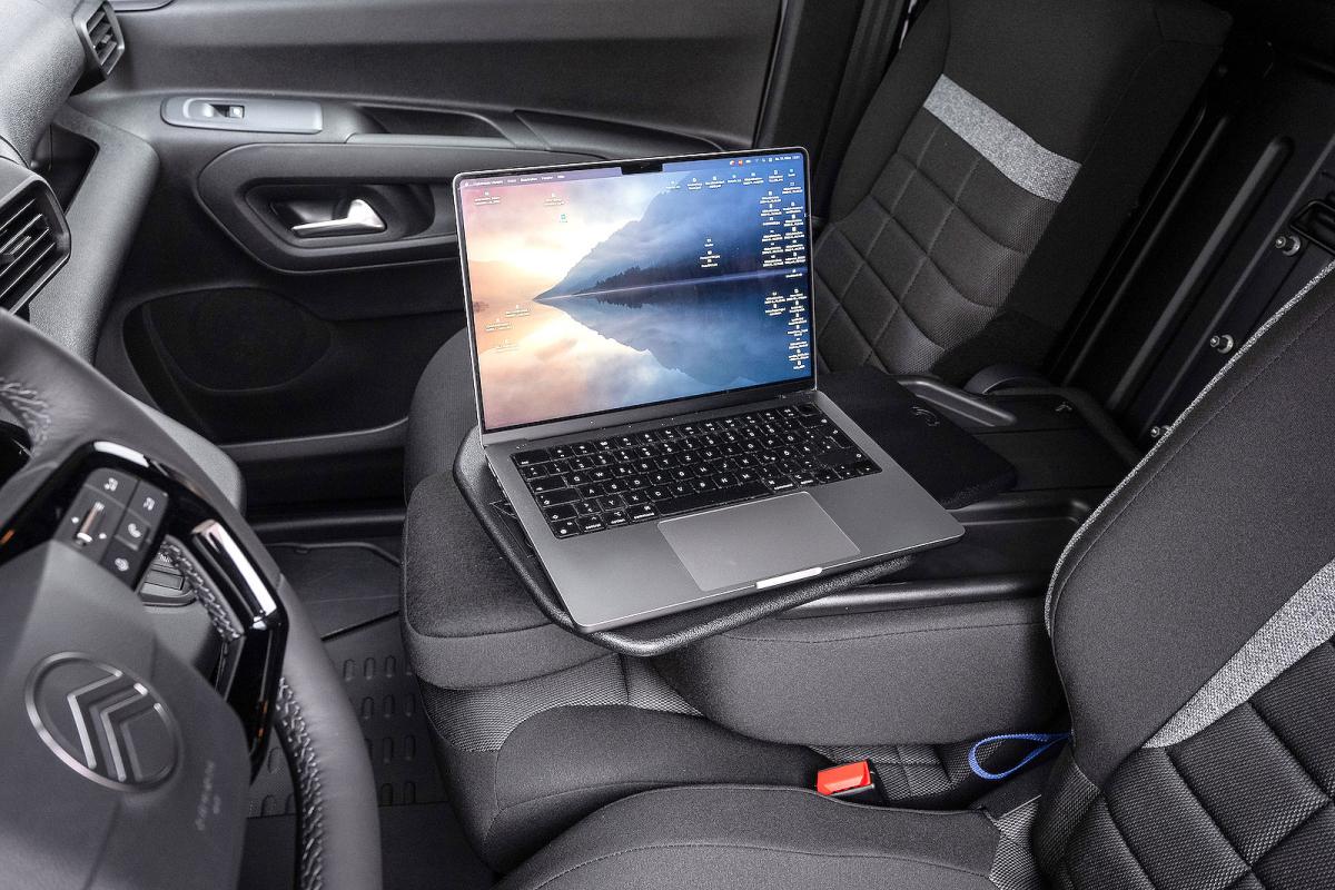 Citroën Berlingo Van front seats