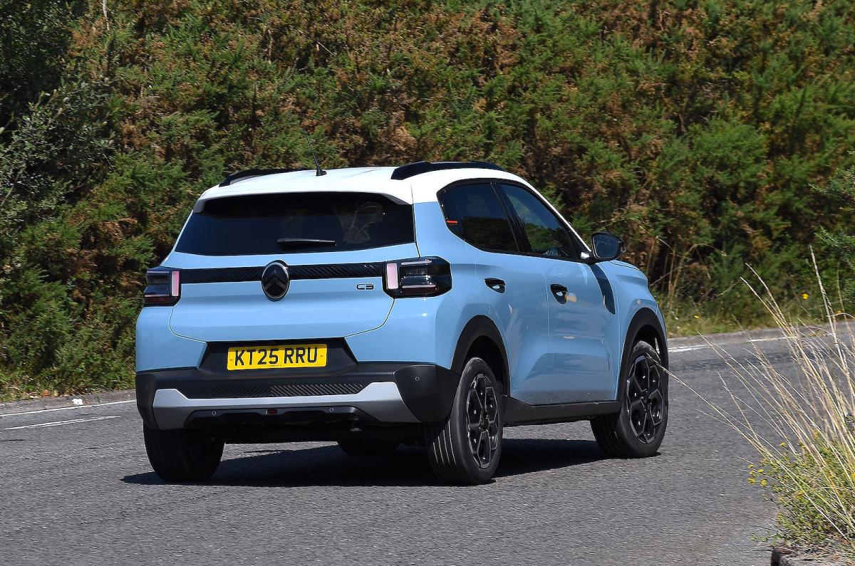 Citroën C3 rear cornering