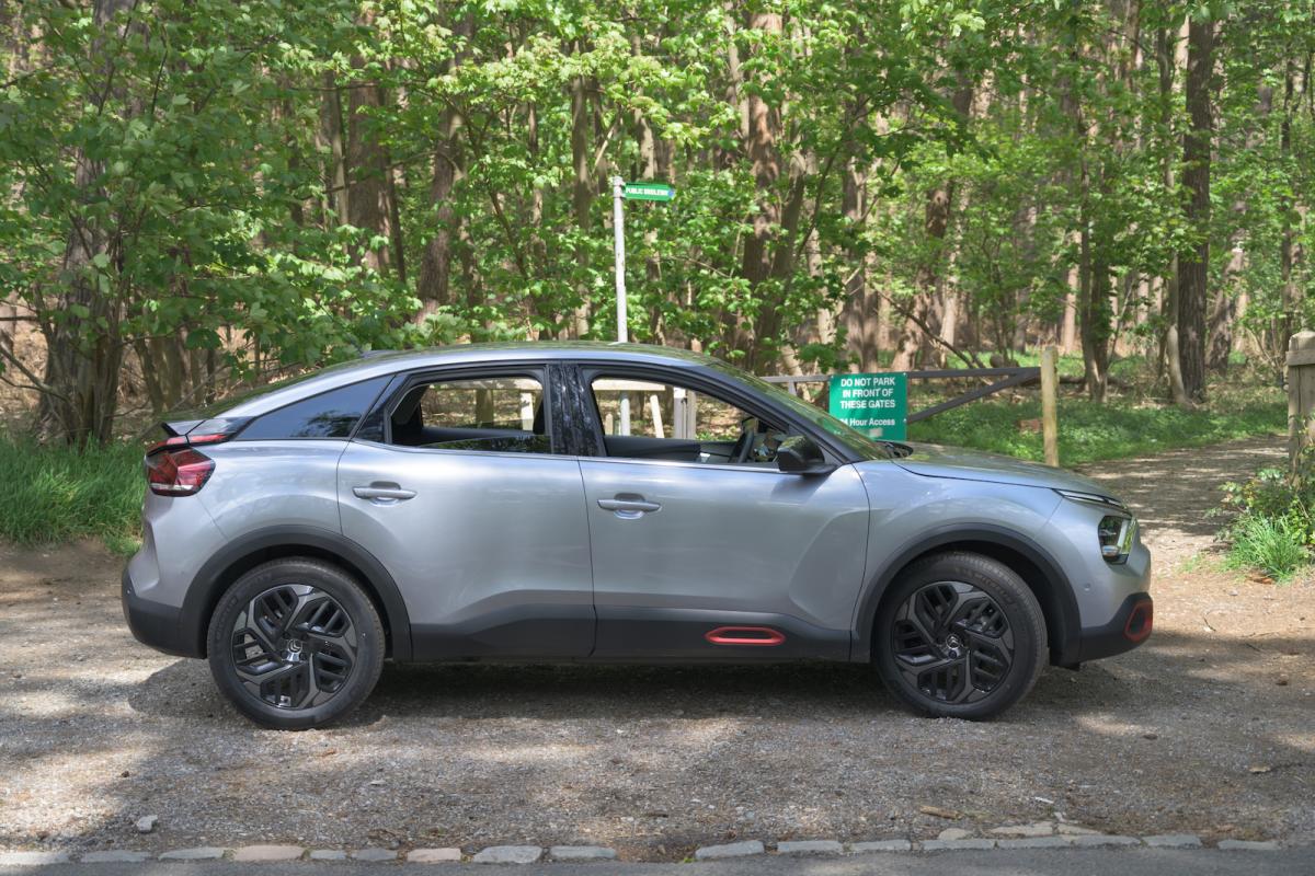 Citroen C4 2021 right static