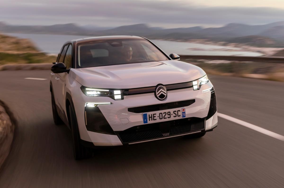 Citroën C5 Aircross front cornering