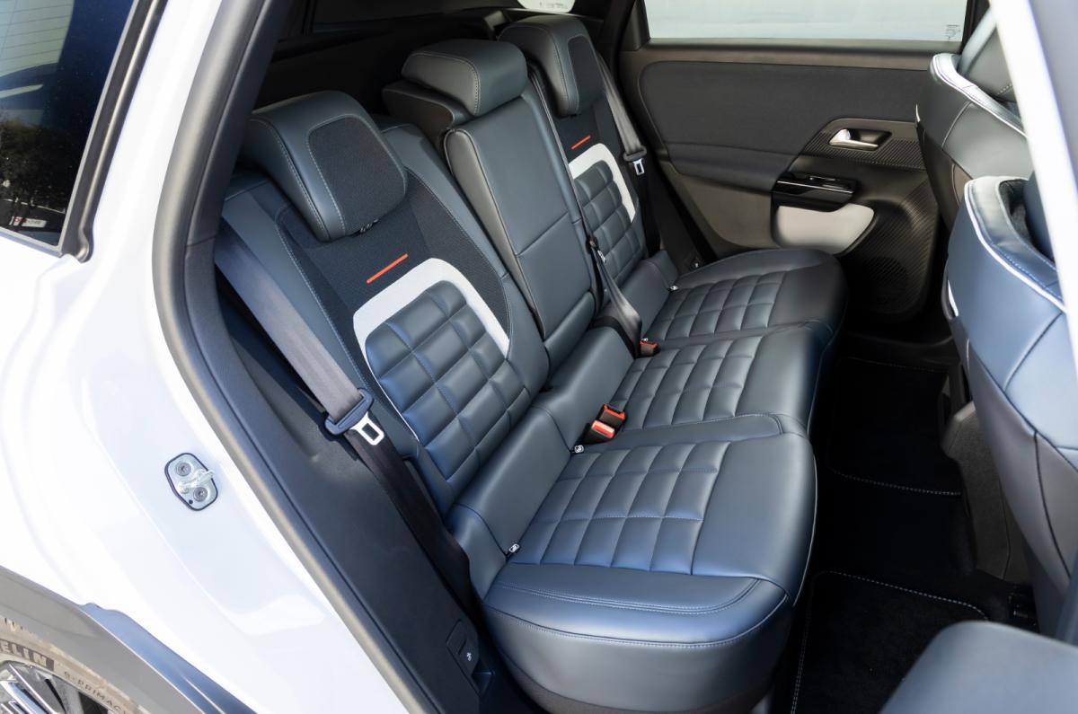 Citroën C5 Aircross rear seats