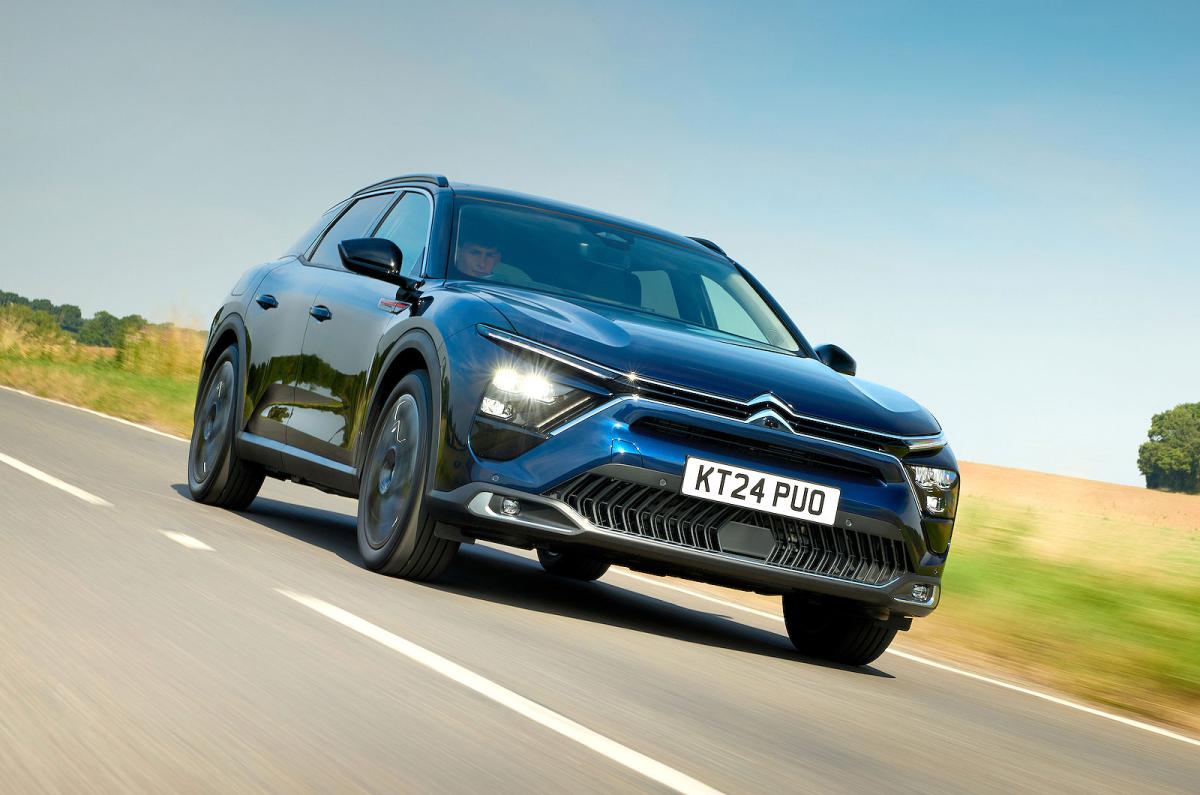 Citroën C5 X front driving