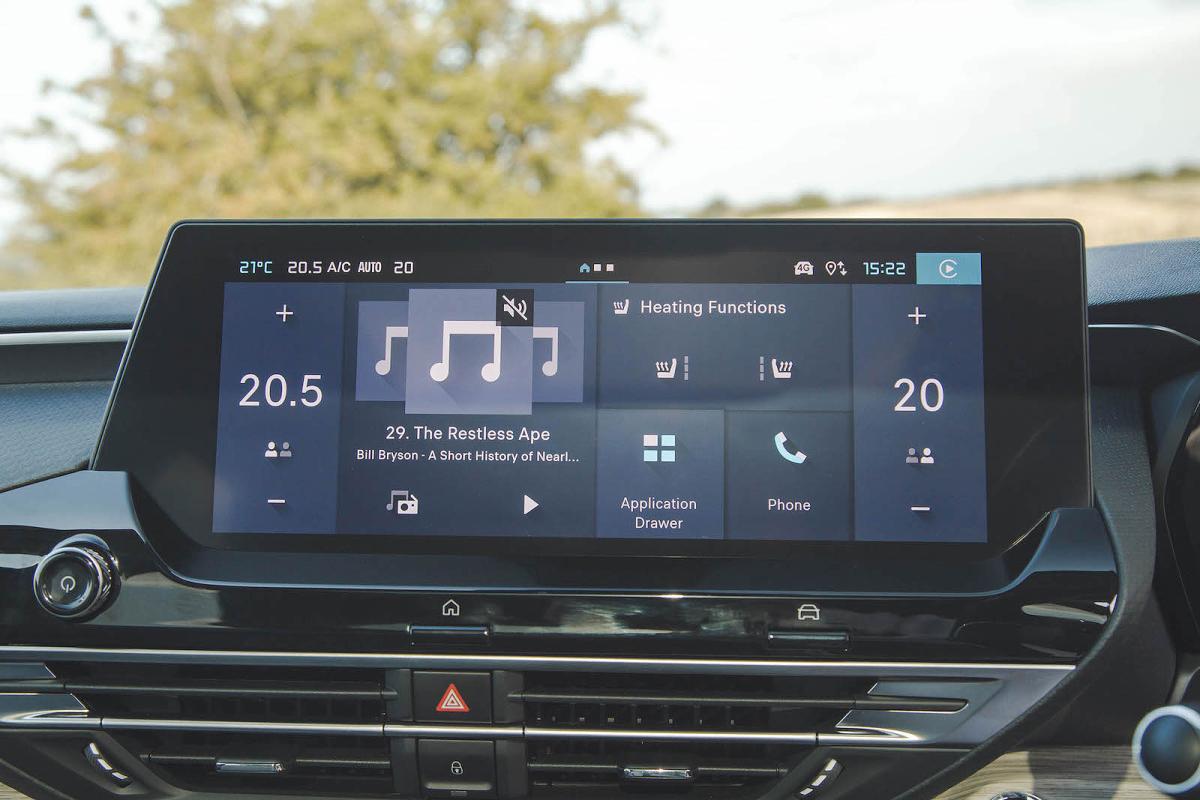 Citroën C5 X infotainment touchscreen