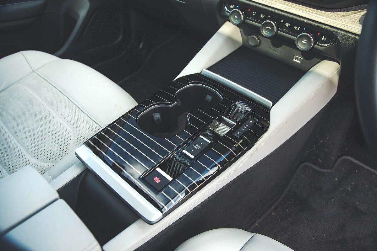 Citroën C5 X interior detail
