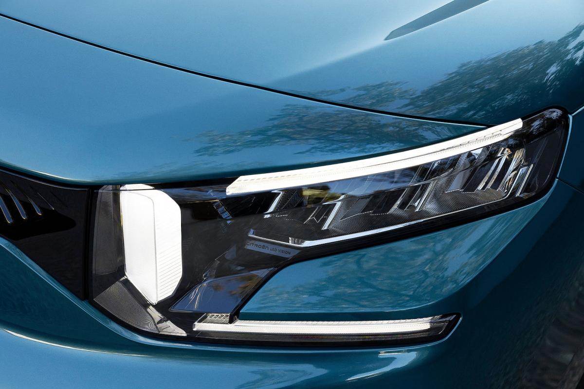 Citroën ë-Berlingo headlights