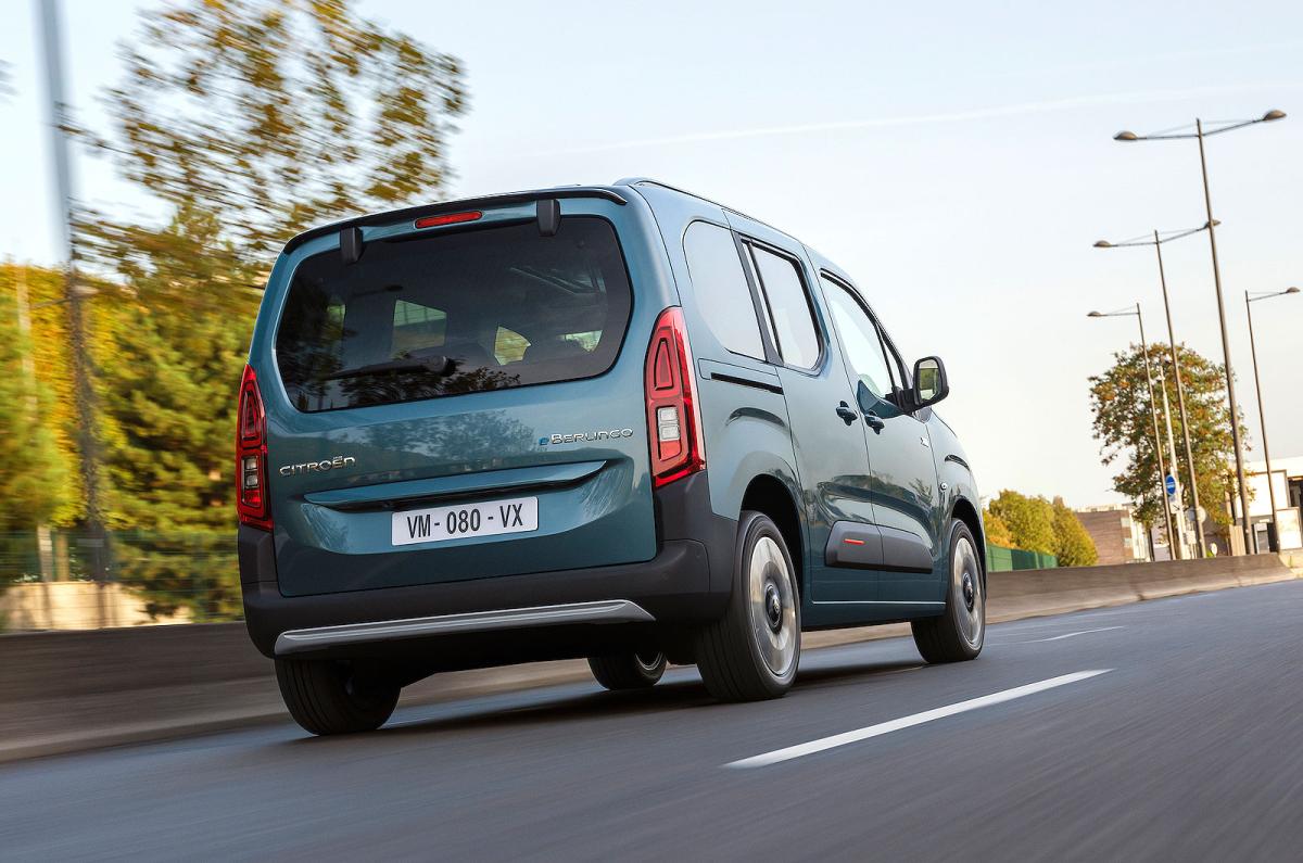 Citroën ë-Berlingo rear right driving