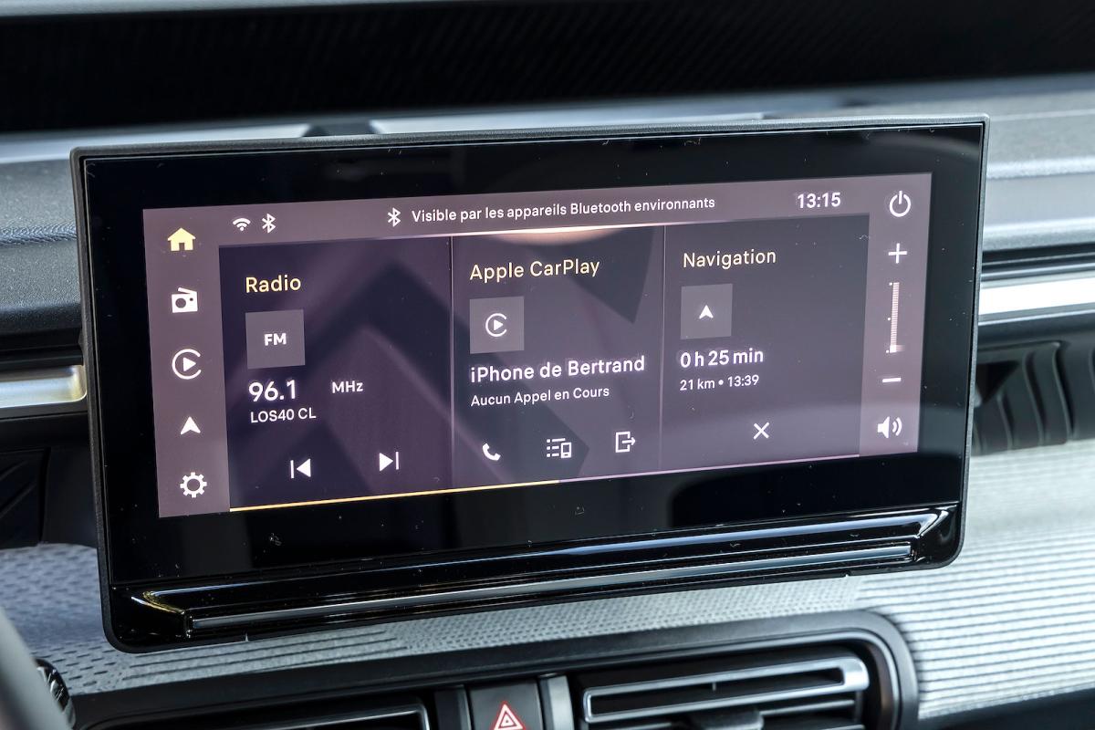 Citroën ë-C3 Aircross infotainment touchscreen