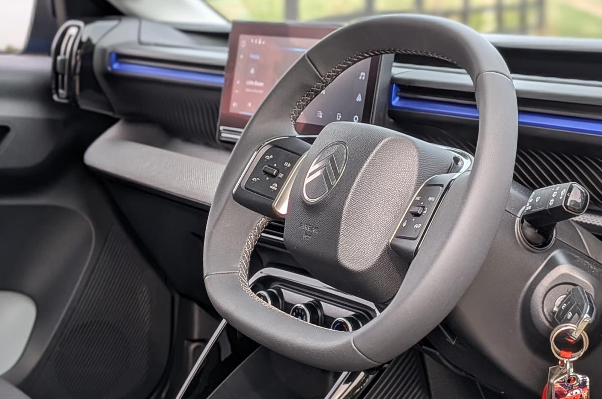 Citroën ë-C3 Van steering wheel detail