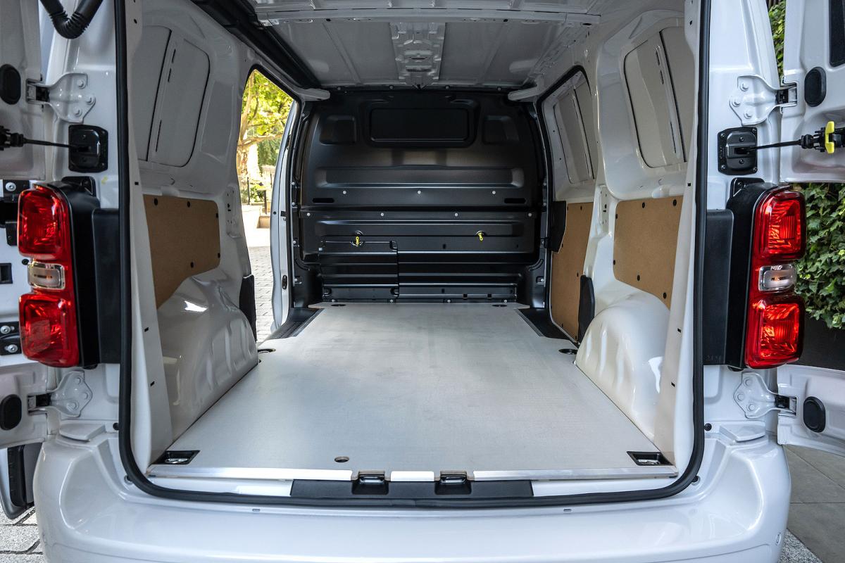 Citroën ë-Dispatch load bay