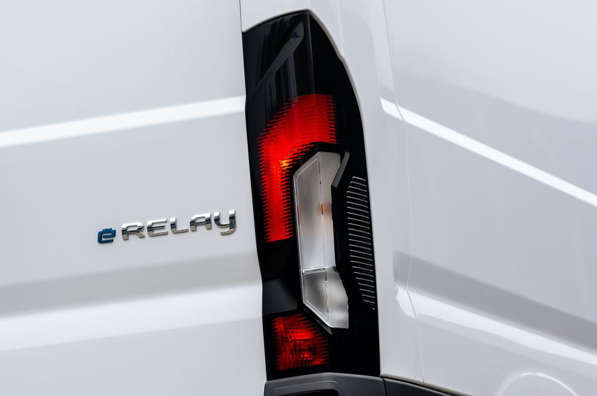 Citroën ë-Relay rear light detail